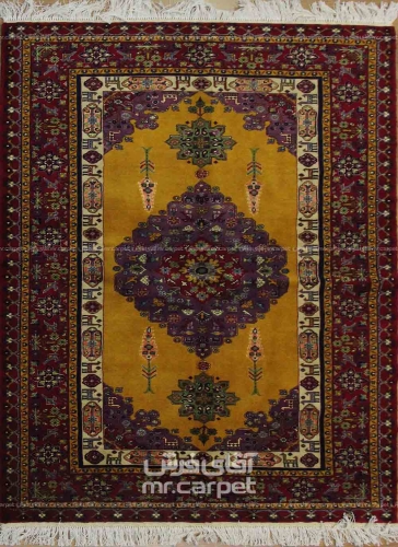 فرش دستبافت طرح نوبافت شیراز  35  رج سایز 1.97x1.42