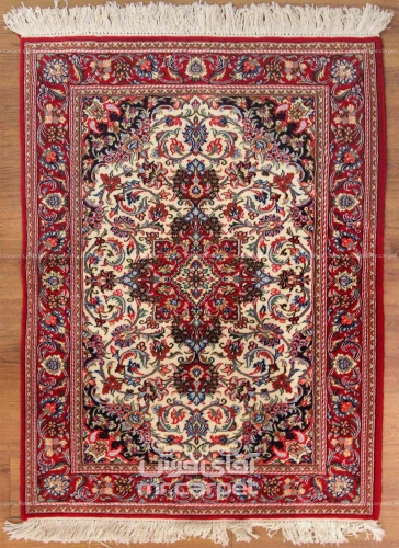 فرش دستبافت طرح لچک ترنج اصفهان  30  رج سایز 1.50x1.03