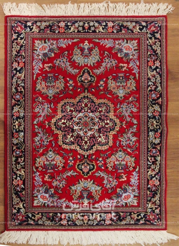 فرش دستبافت طرح نایین اصفهان  35  رج سایز 1.01x1.50