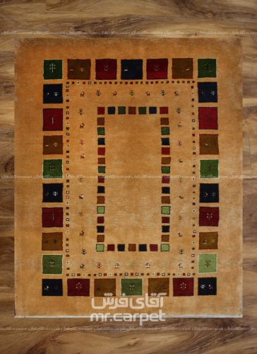فرش دستبافت گبه شیراز  سایز 2.41x1.72
