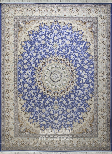 فرش ماشینی کلاسیک طرح یکتا نمونه 2 آبی اطلسی 1200 شانه پلی استر فیلامنت فرهی