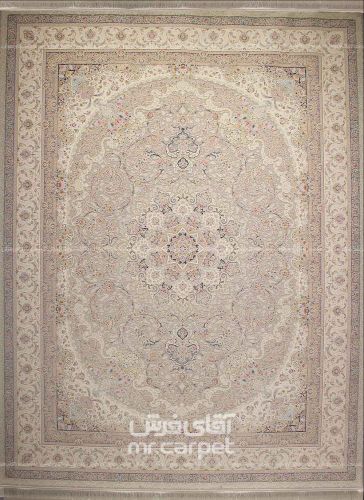 فرش ماشینی کلاسیک طرح آرشام نمونه 4 نقره ای 1500 شانه پلی استر-اکرلیک فرهی